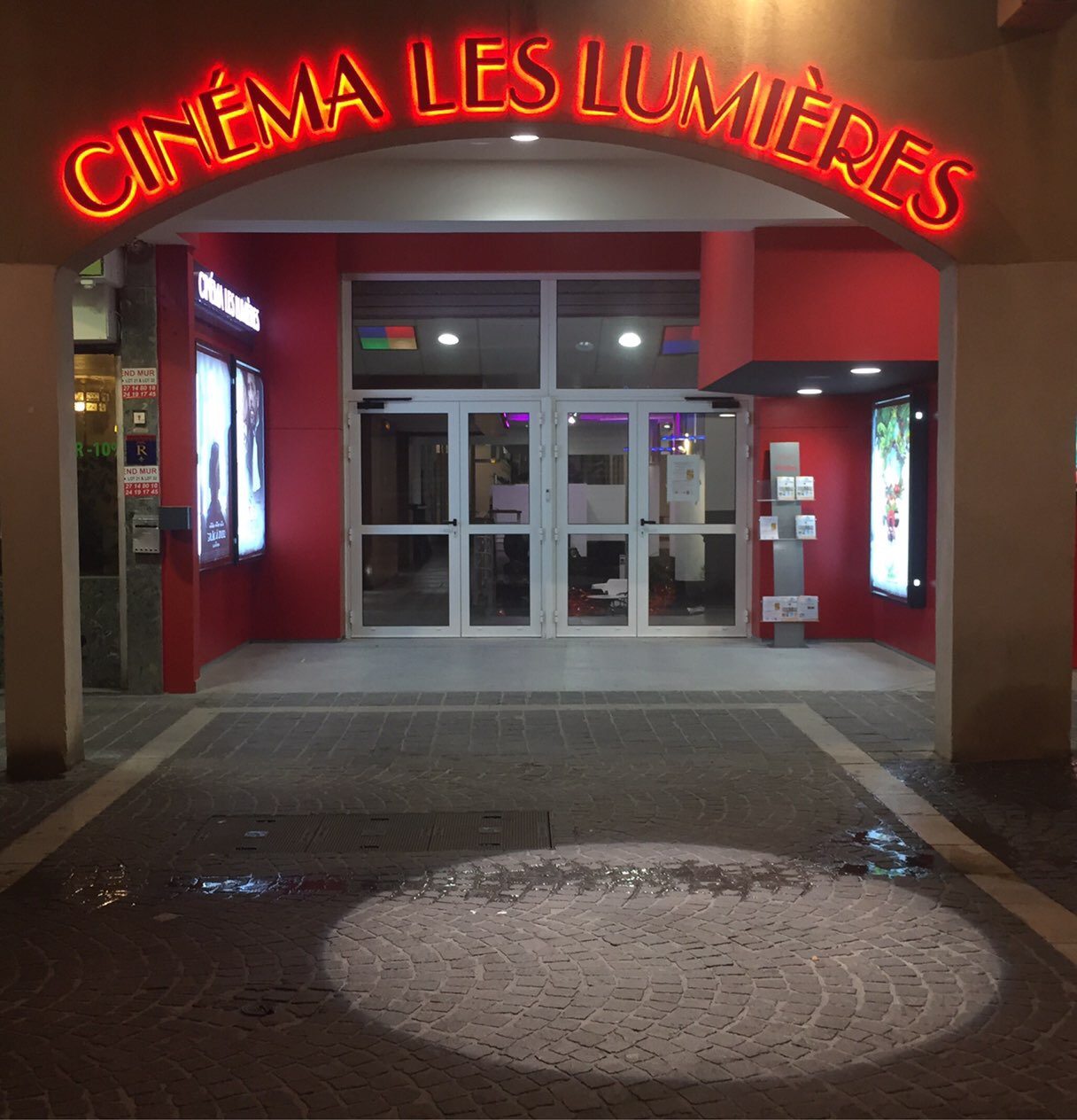 Cinema Municipal Les Lumieres Cinemas Du Sud Tilt